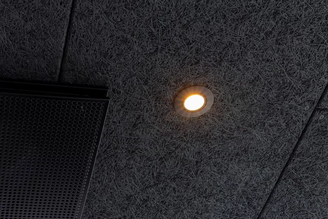 3. Lightweight, deformation-resistant and durable Wood Fiber Acoustic Ceiling Tiles 3. Lightweight, deformation-resistant and durable Wood Fiber Acoustic Ceiling Tiles