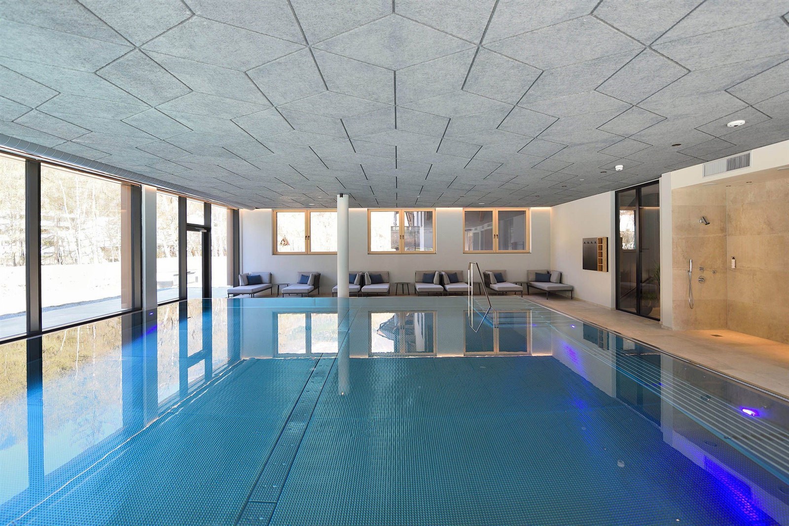 1.Wood Fiber Acoustic Ceiling Swimming pool application scenarios 1.Wood Fiber Acoustic Ceiling Swimming pool application scenarios