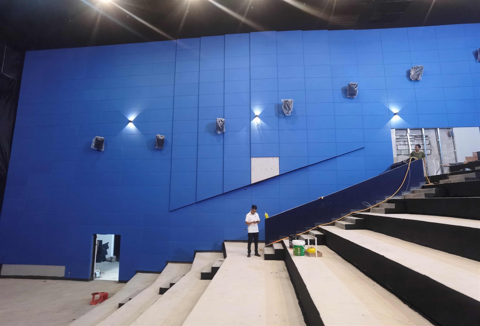 Acoustic Fabric Panels Designed for Cinemas Acoustic Fabric Panels Designed for Cinemas